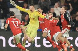 Thủ môn người hùng đưa Benfica vào vòng play-off Champion League là ai?